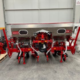 WhatsApp Image 2025-12-04 at 10.12.02 (4)